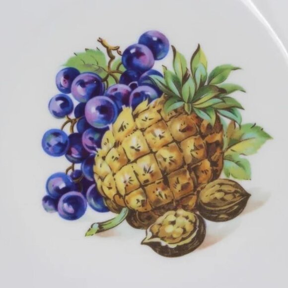 Vintage Kahla Porcelain Side Plates Fruits & Nuts - Picture 4 of 9